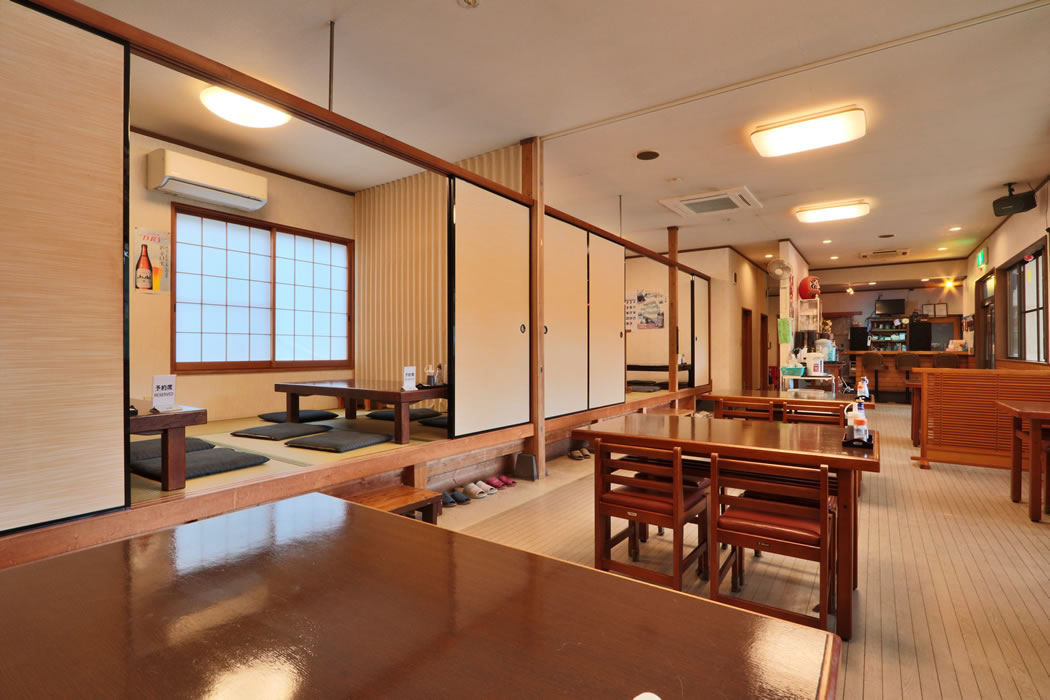 釣り堀センターの食堂
